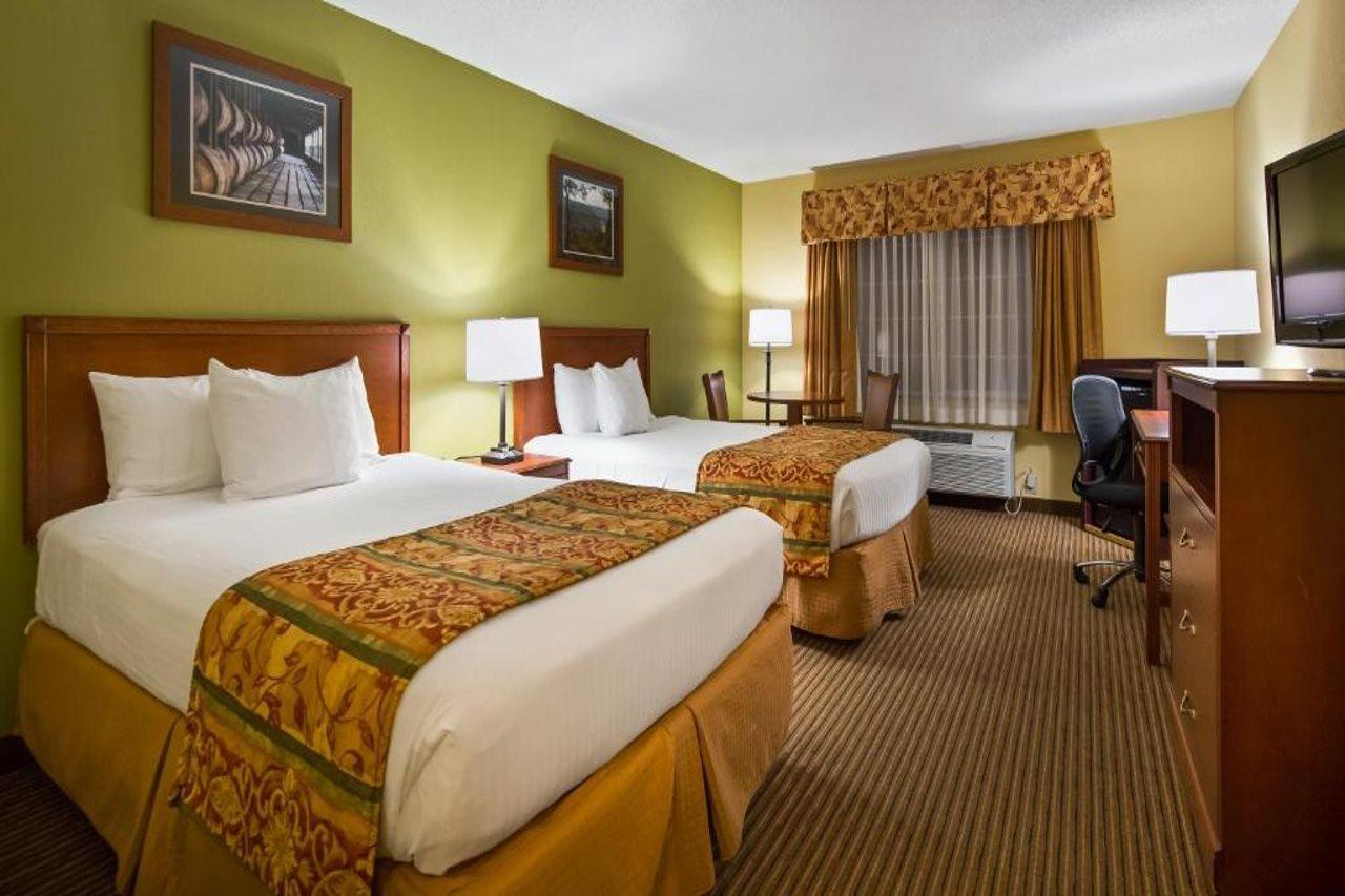 Best Western Lawrenceburg Inn Экстерьер фото