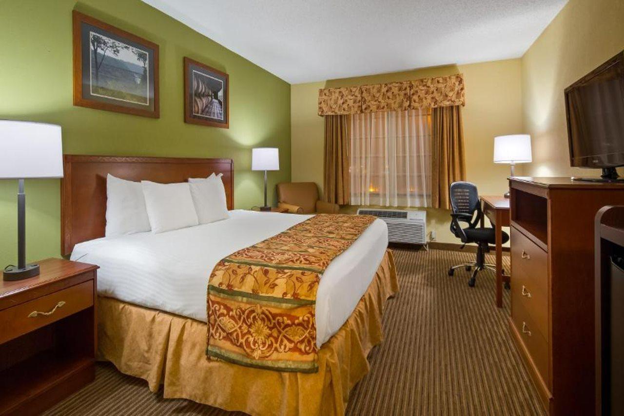 Best Western Lawrenceburg Inn Экстерьер фото