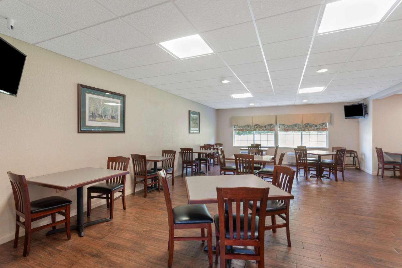 Best Western Lawrenceburg Inn Экстерьер фото