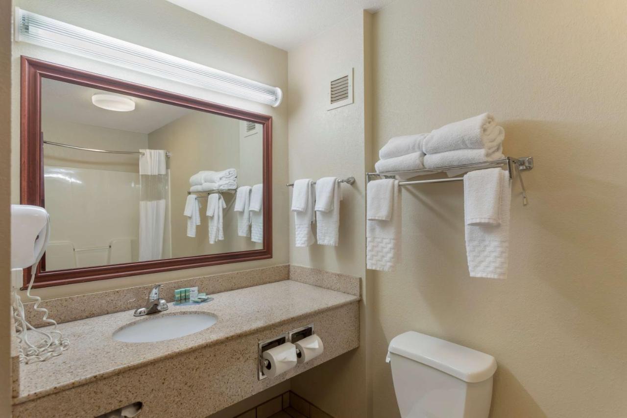 Best Western Lawrenceburg Inn Экстерьер фото