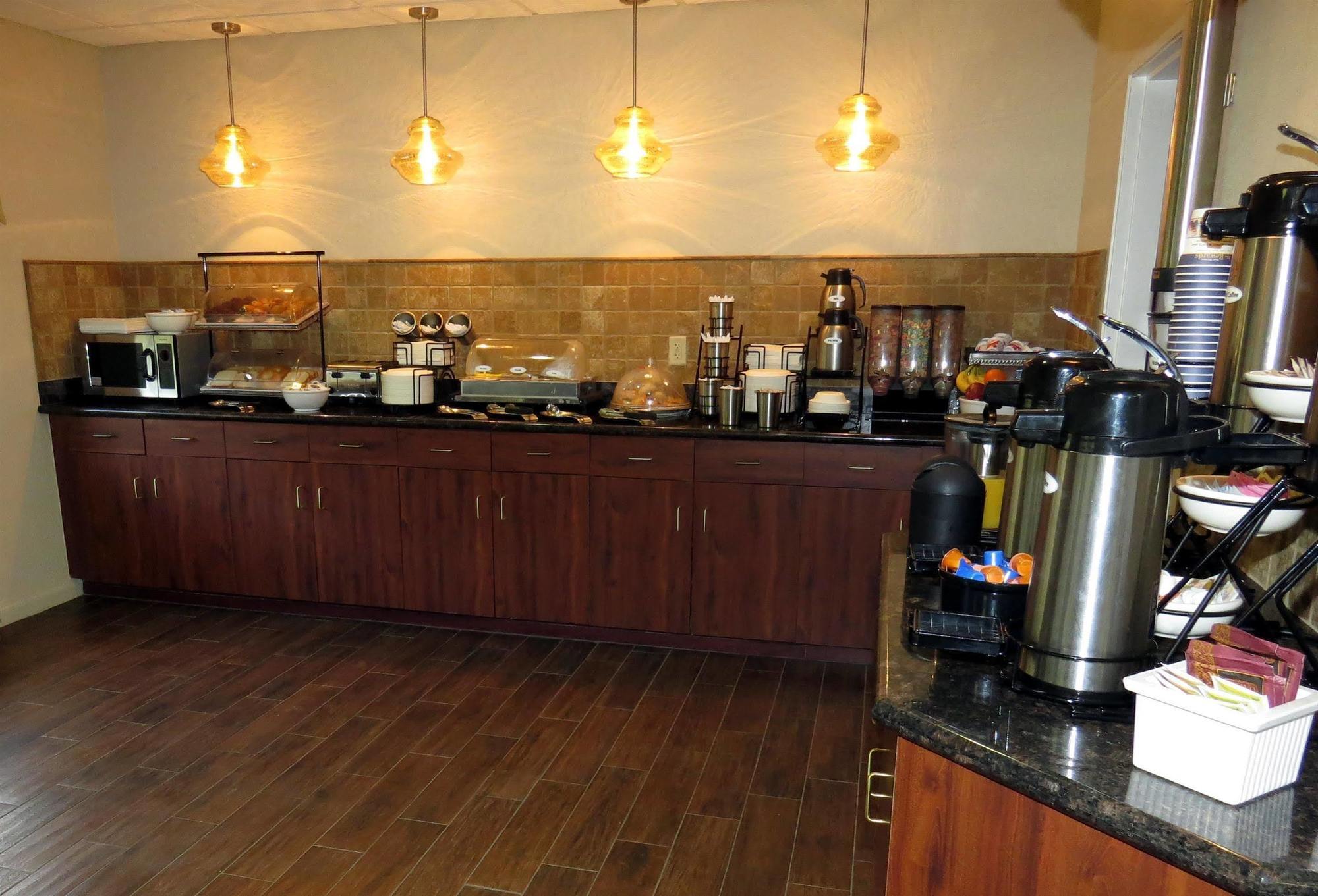Best Western Lawrenceburg Inn Экстерьер фото
