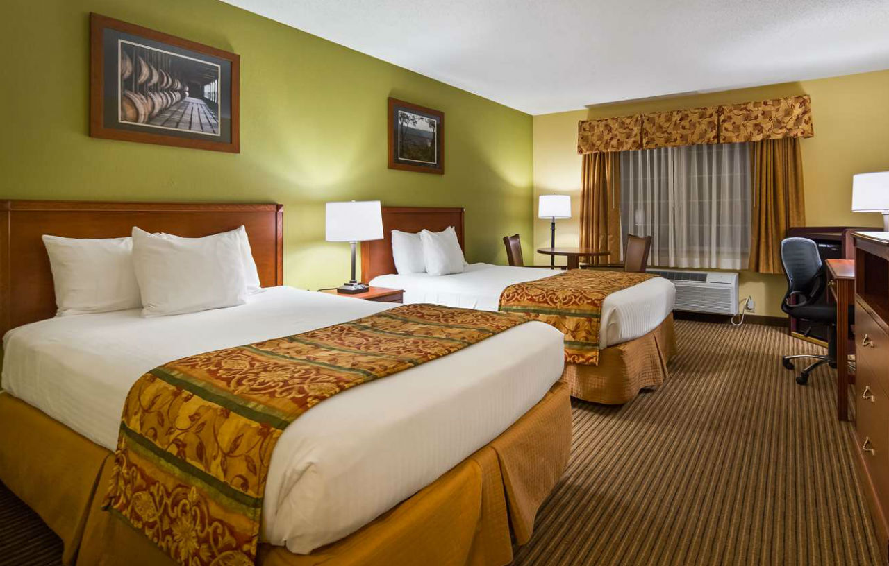 Best Western Lawrenceburg Inn Экстерьер фото
