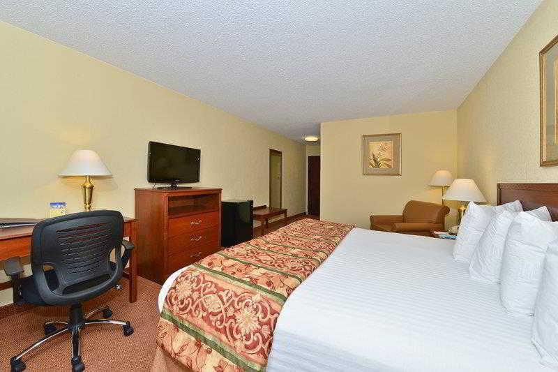 Best Western Lawrenceburg Inn Экстерьер фото